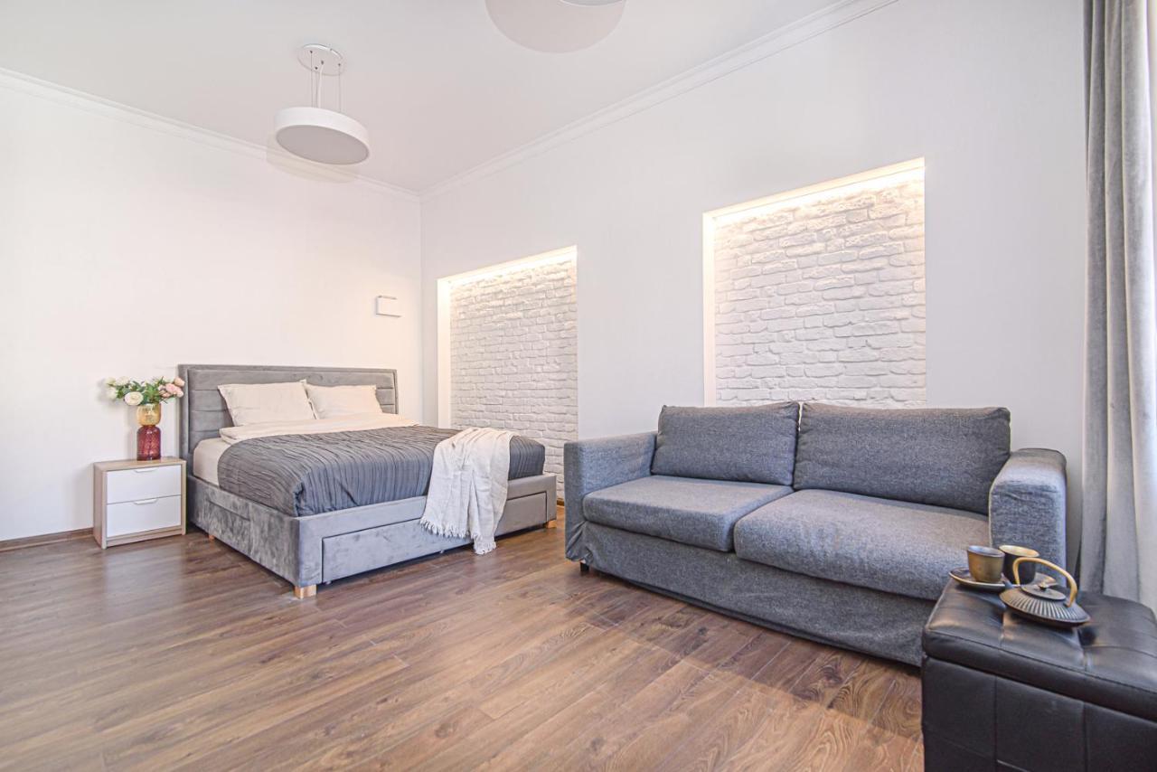 Welcoming Studio In Historic Vilnius With Free Parking By Urban Rent Apartamento Exterior foto