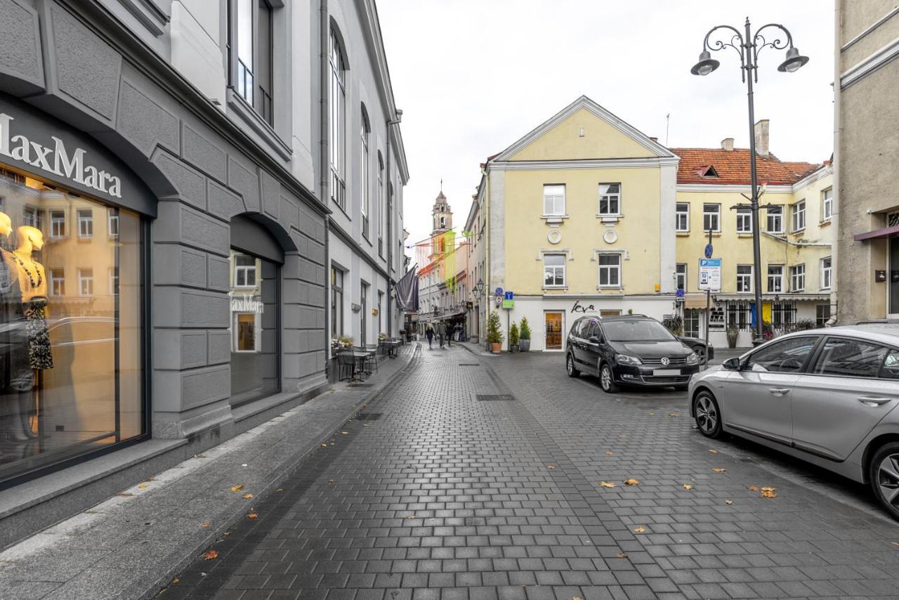 Welcoming Studio In Historic Vilnius With Free Parking By Urban Rent Apartamento Exterior foto